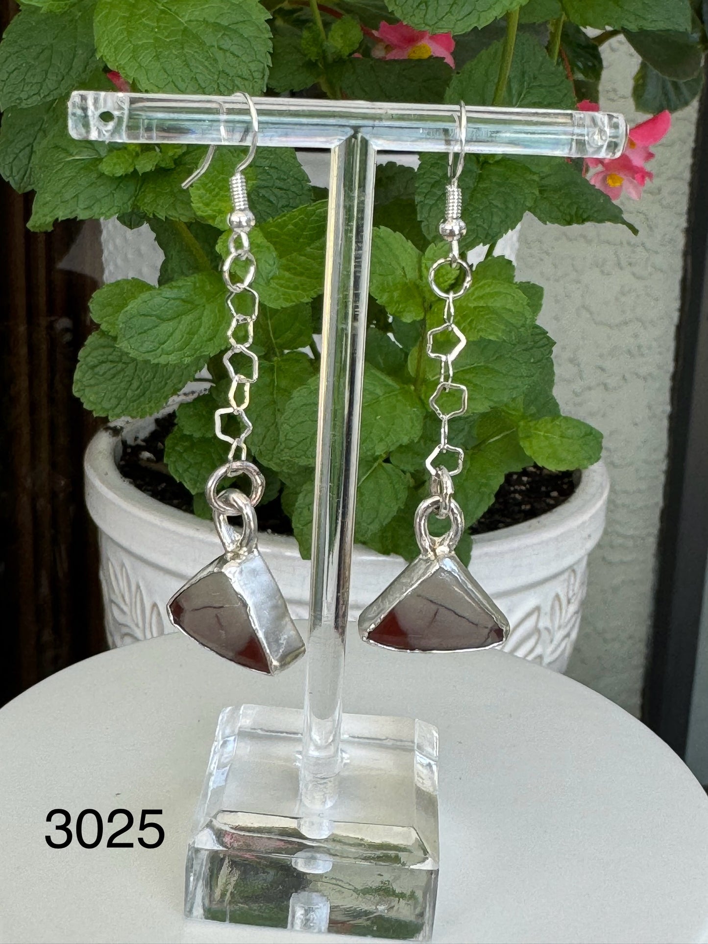 Jasper and sterling silver earring