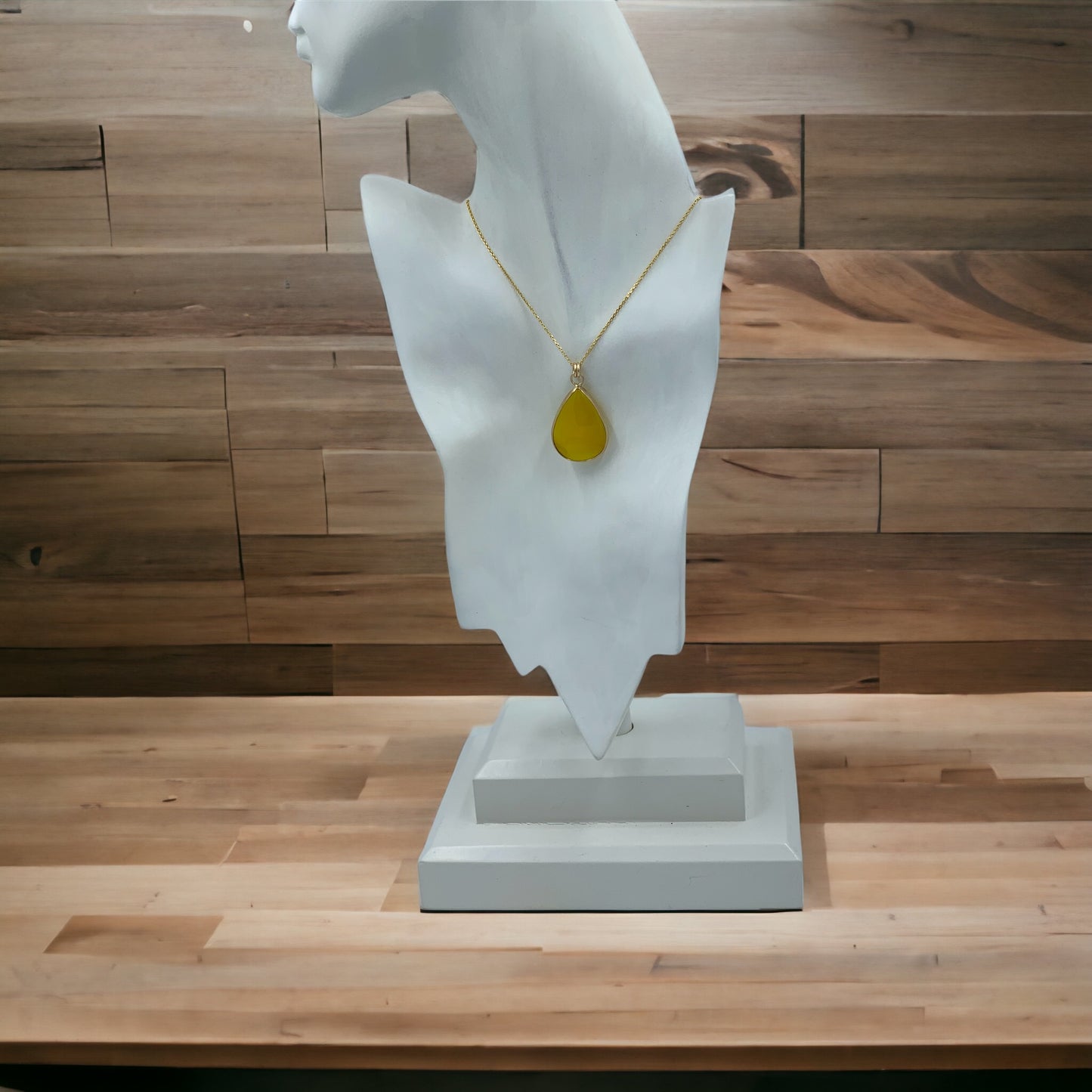 Yellow agate