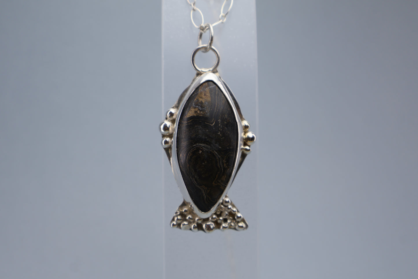 Stromatolite and sterling silver .925 (Pendant only)