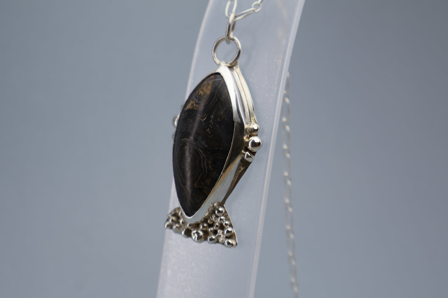 Stromatolite and sterling silver .925 (Pendant only)