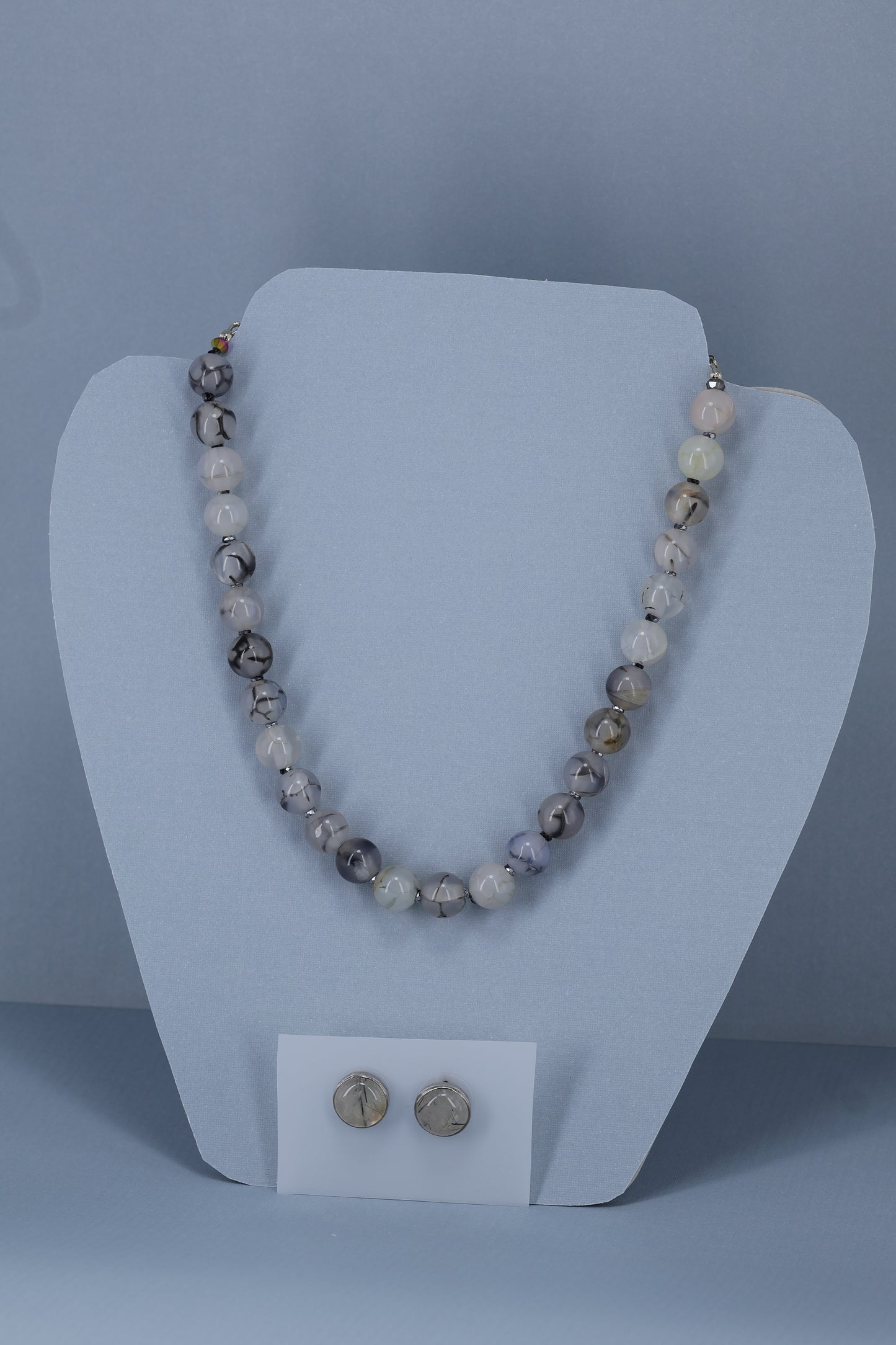 Quartz stone sterling silver .925 necklace paired with matching earrings. 15” or 41cm