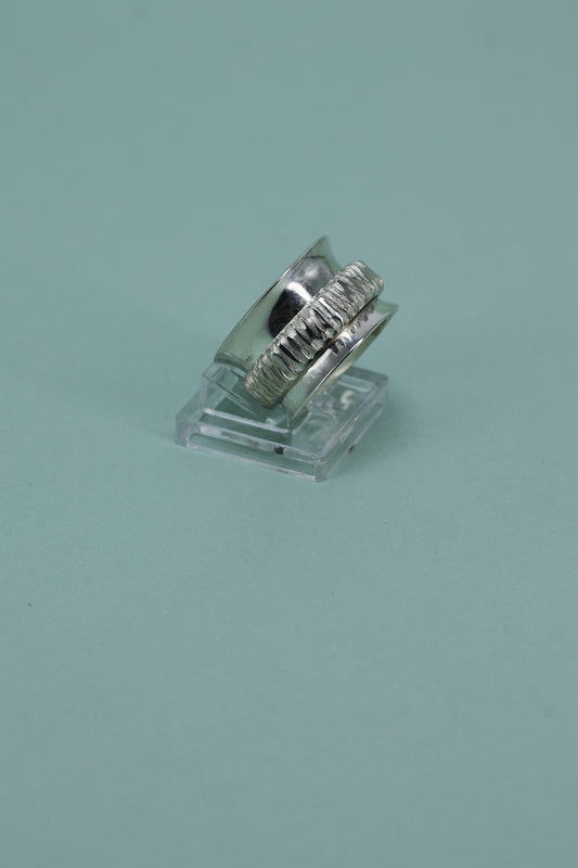 Spinning ring size 7