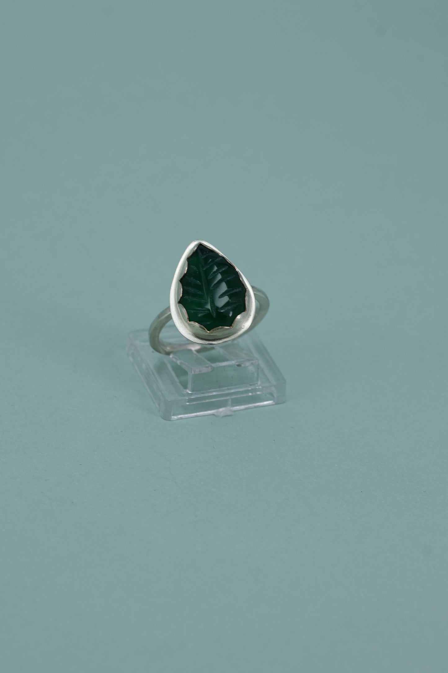 Green Onix size 6