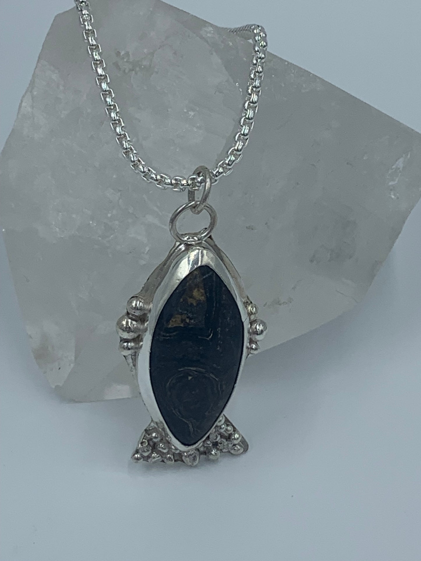Stromatolite and sterling silver .925 (Pendant only)