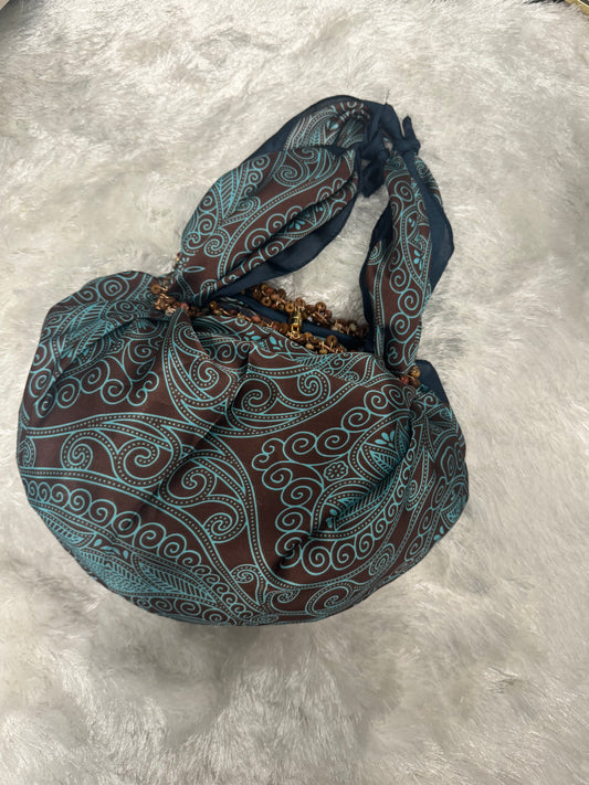 Bag “scarf”