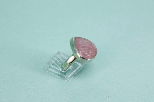 Rose Quartz size 8