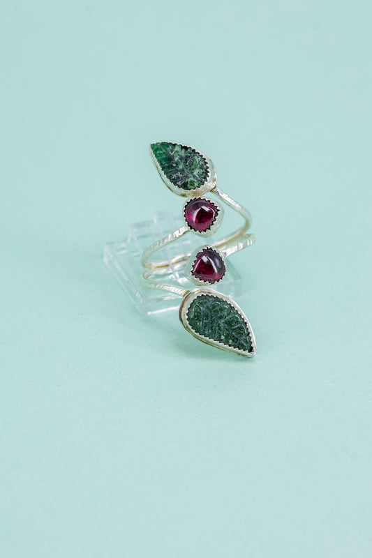 Emerald and Ruby size Adjustable