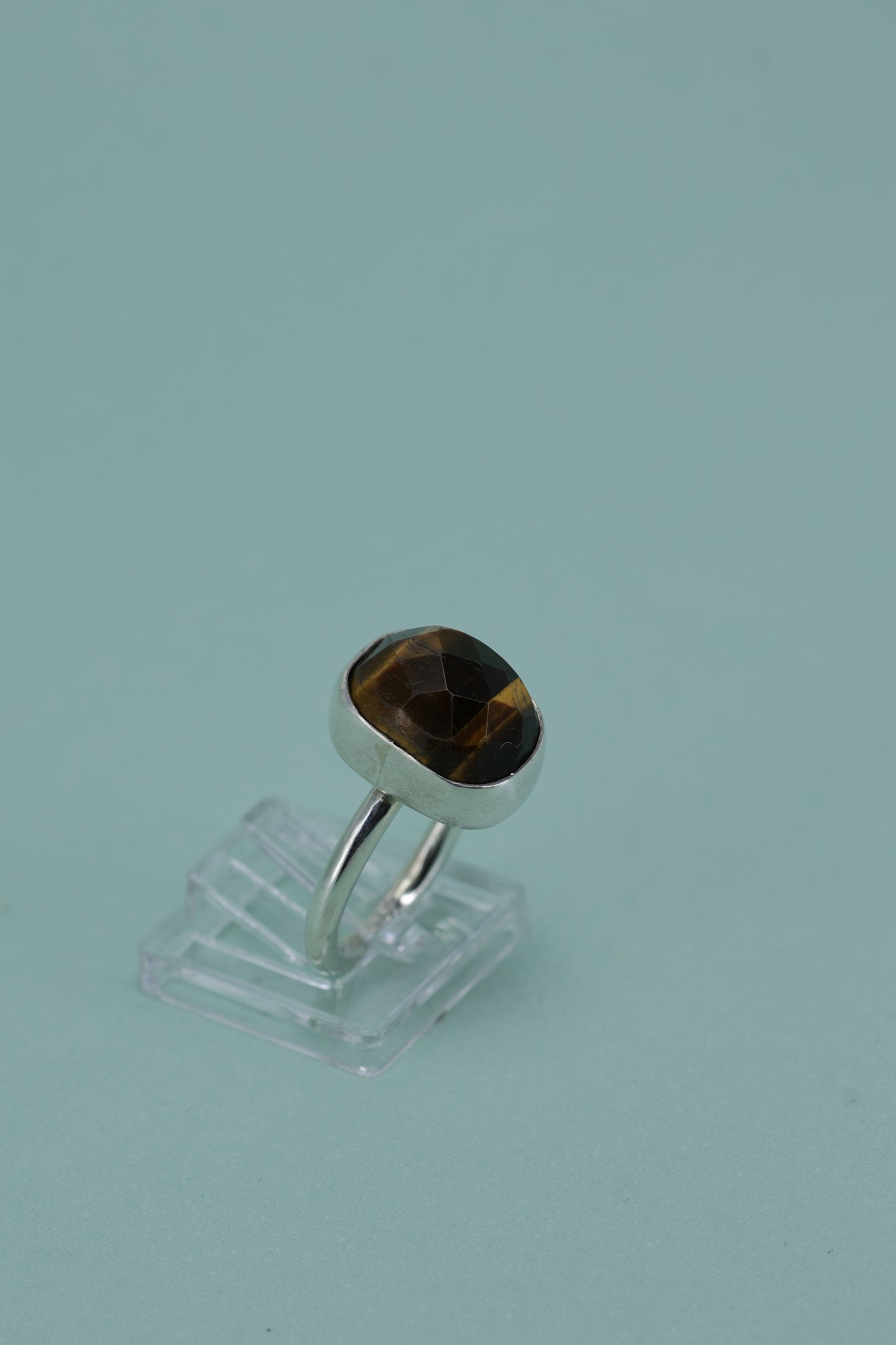 Tiger eyes and sterling silver, size 7