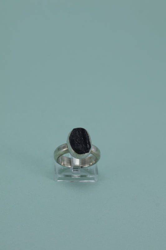 Blak Tourmaline size 7 1/2
