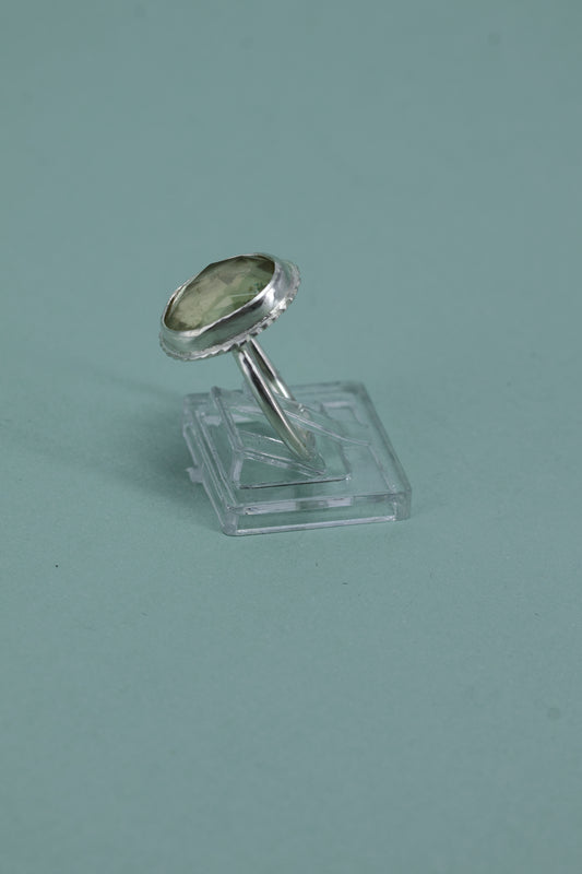 Lemon Quartz size 7 1/2
