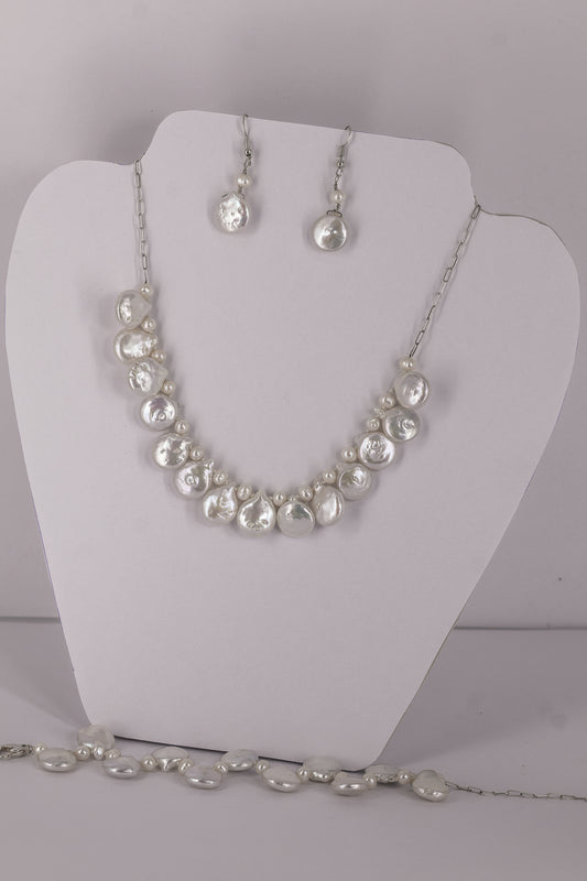 Fresh water pearl sterling silver .925 necklace paired with matching earrings and bracelet.  Necklace – 16” or 41cm  Bracelet -7” or 19 cm